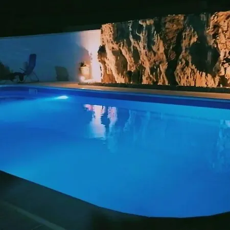 Orange Paradise Alojamento de Acomodação e Pequeno-almoço