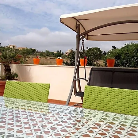 Orange Paradise Nocleg ze śniadaniem 4*