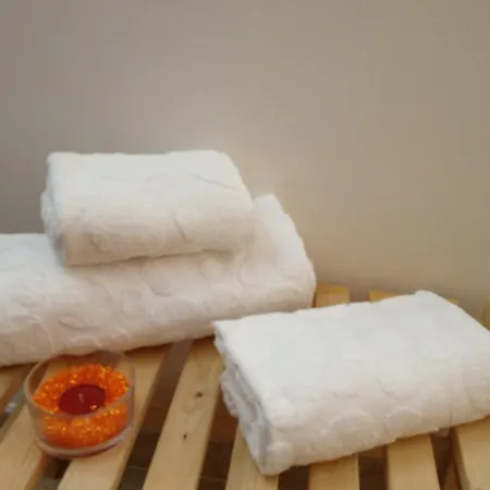 Orange Paradise Bed & Breakfast *